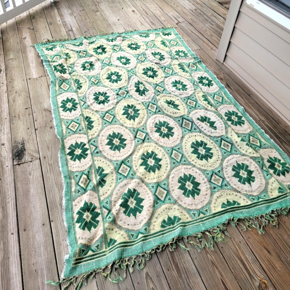 Vintage Green Rug Carpet Picnic Blanket - Picture 2 of 7